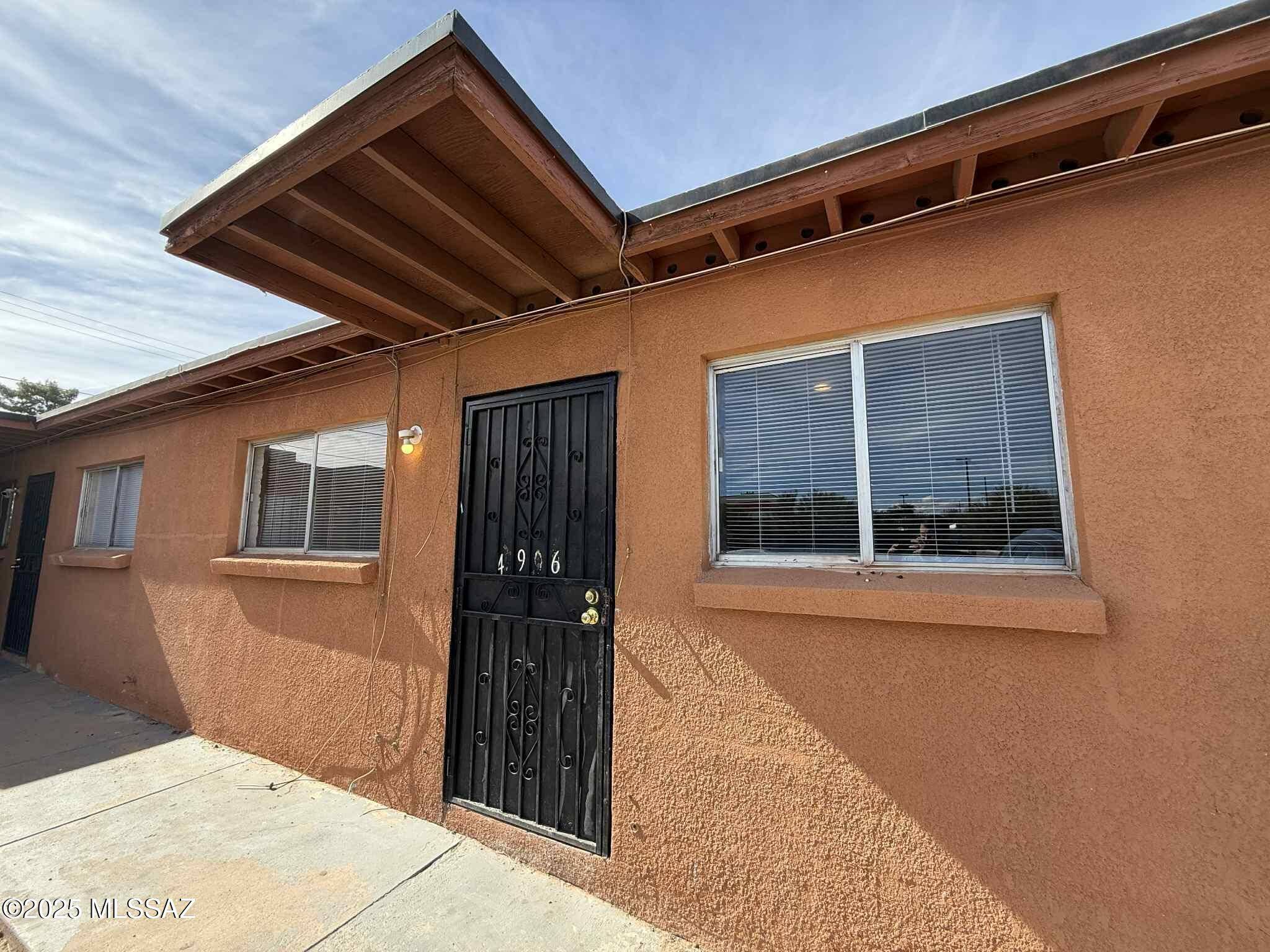 Tucson, AZ 85706,4906 S 13th Avenue