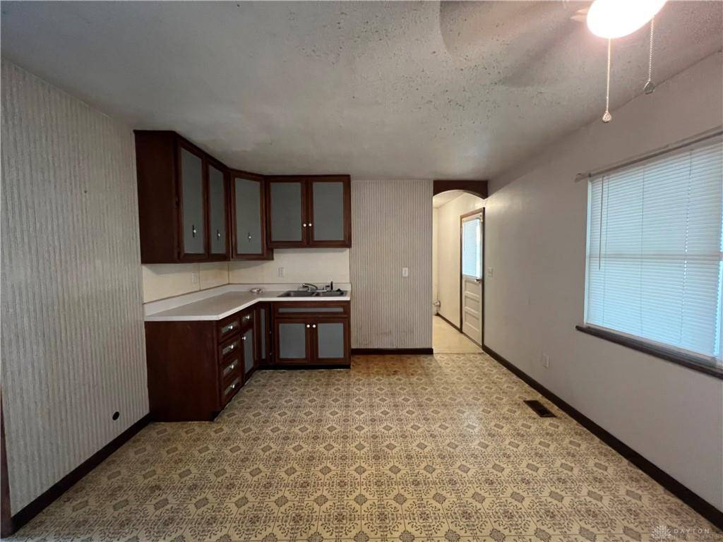 Farmersville, OH 45325,404 Carolyn Drive