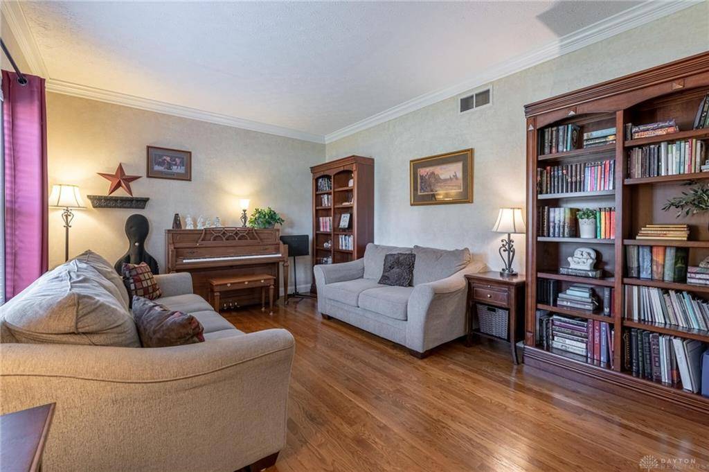 Springboro, OH 45066,8517 Highmount Drive