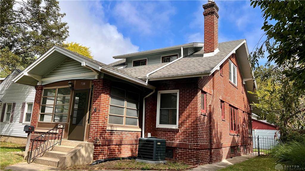 Dayton, OH 45403,738 Greenlawn Avenue