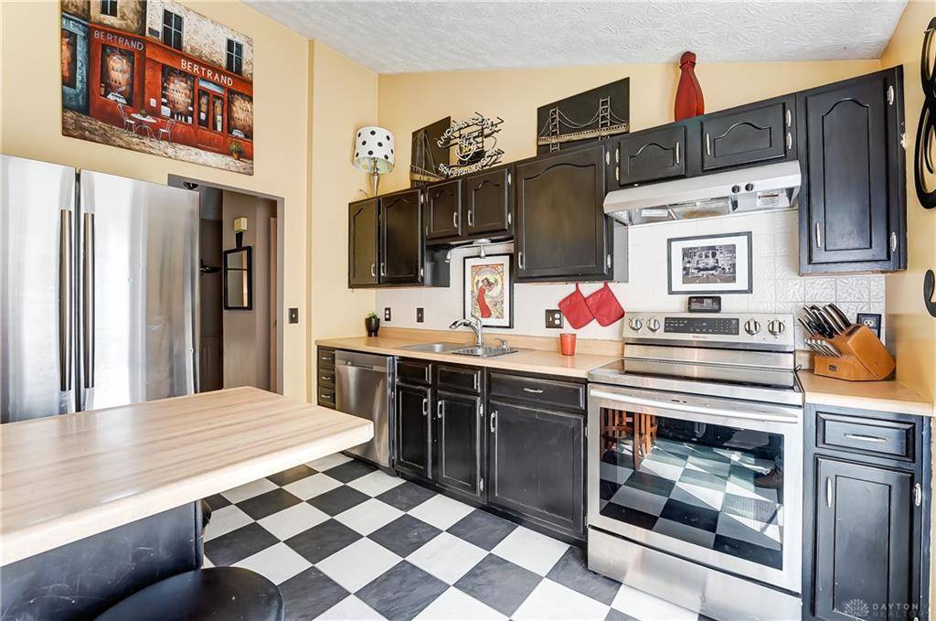 Dayton, OH 45440,1437 Birch Bark Court