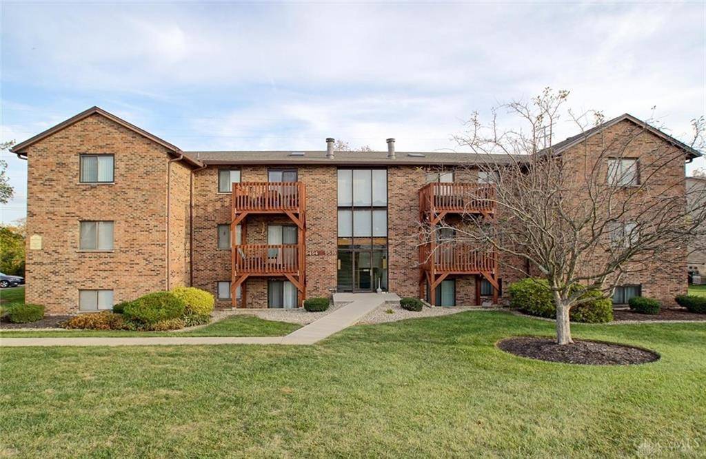 West Chester, OH 45011,9498 Woodland Hills Drive