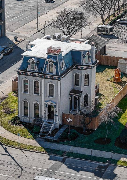 Dayton, OH 45402,208 W Monument Avenue