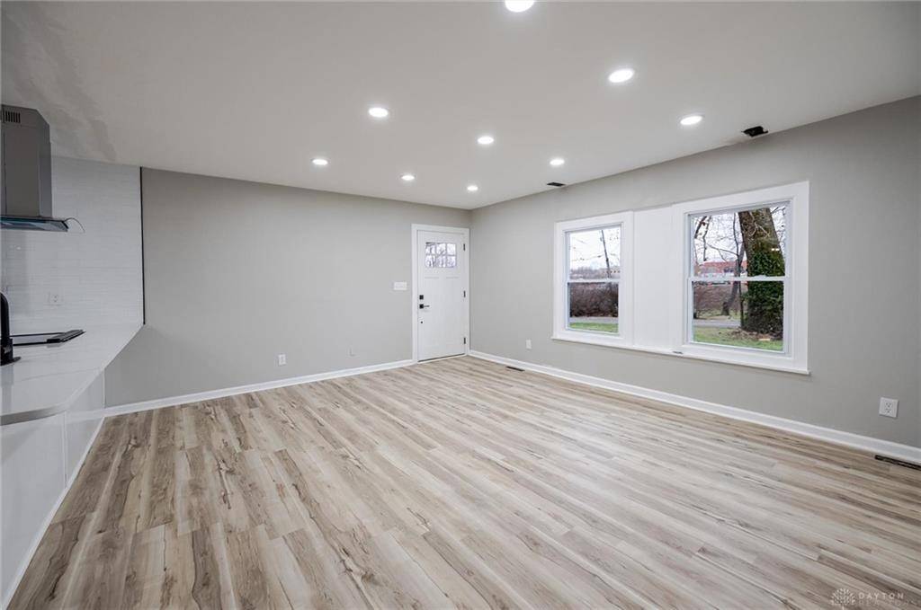 Dayton, OH 45415,85 Finch Street