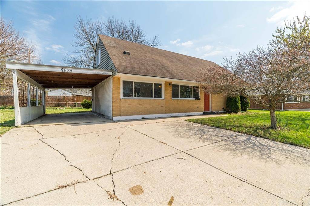 Dayton, OH 45424,5676 Shady Oak Street
