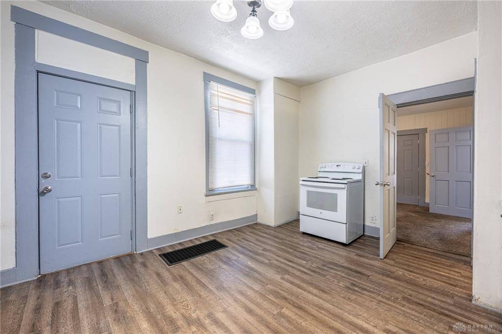 Dayton, OH 45410,1214 Wayne Avenue #1214 Downstairs