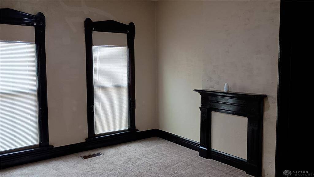 Dayton, OH 45410,229-227 James Street #2