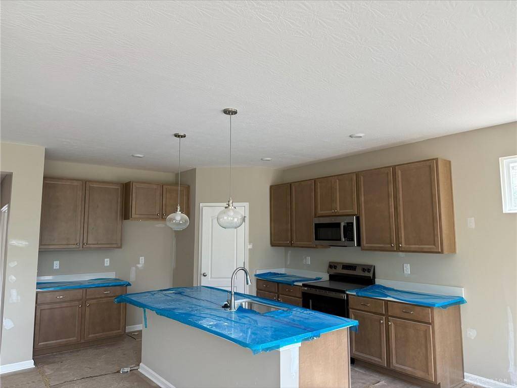 Yellow Springs Vlg, OH 45387,404 Snowdrop Drive