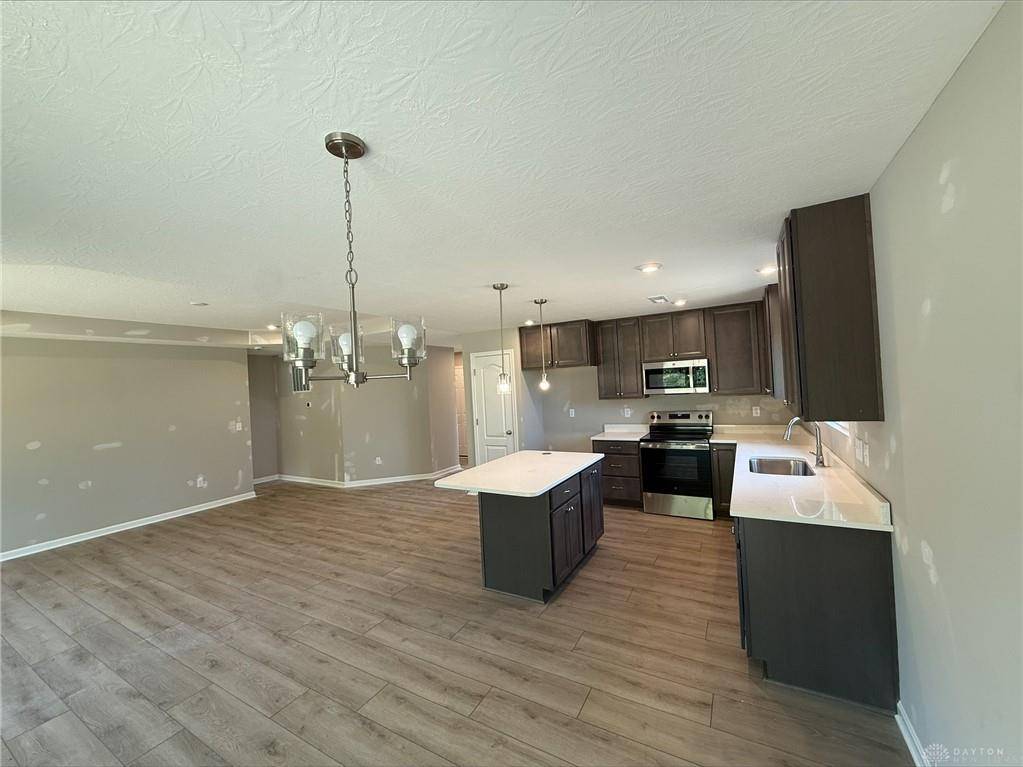 Yellow Springs Vlg, OH 45387,524 Iris Drive