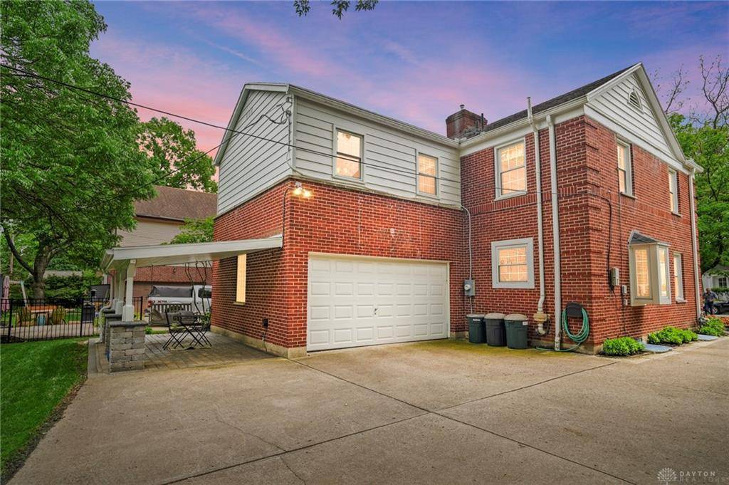 Oakwood, OH 45419,125 Spirea Drive