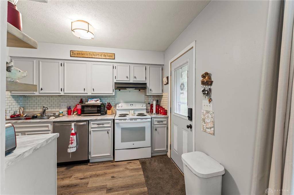 Dayton, OH 45415,7815 N Main Street #14
