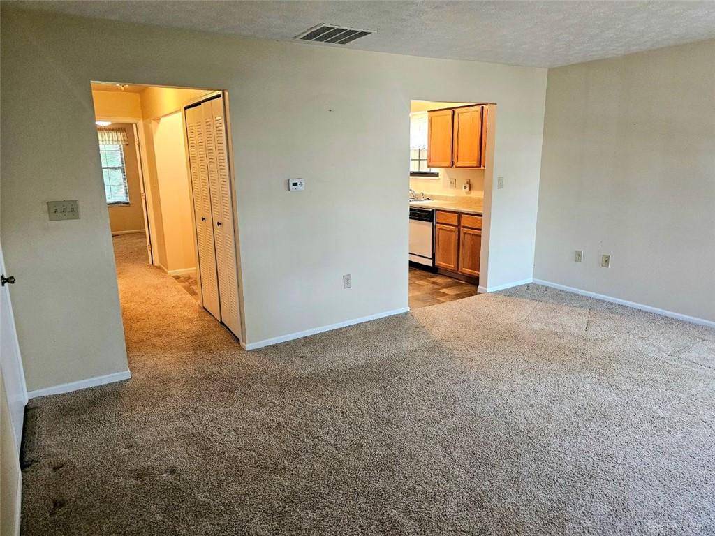 Vandalia, OH 45377,94 Imperial Court #90