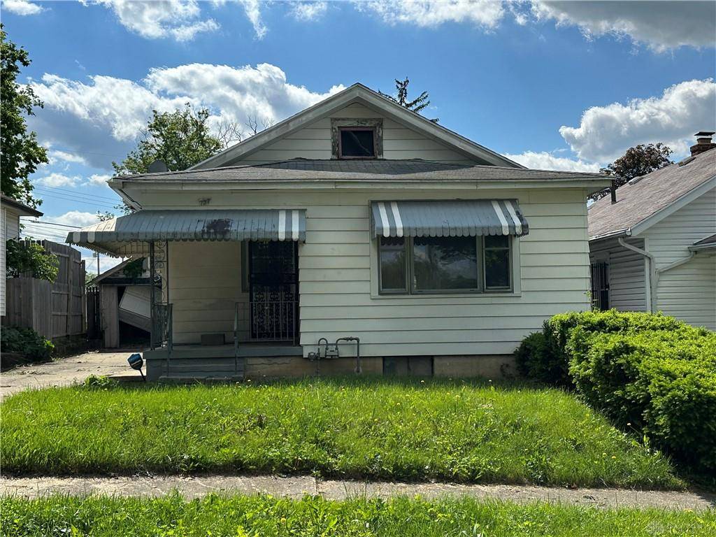 Dayton, OH 45417,737 Oakleaf Drive