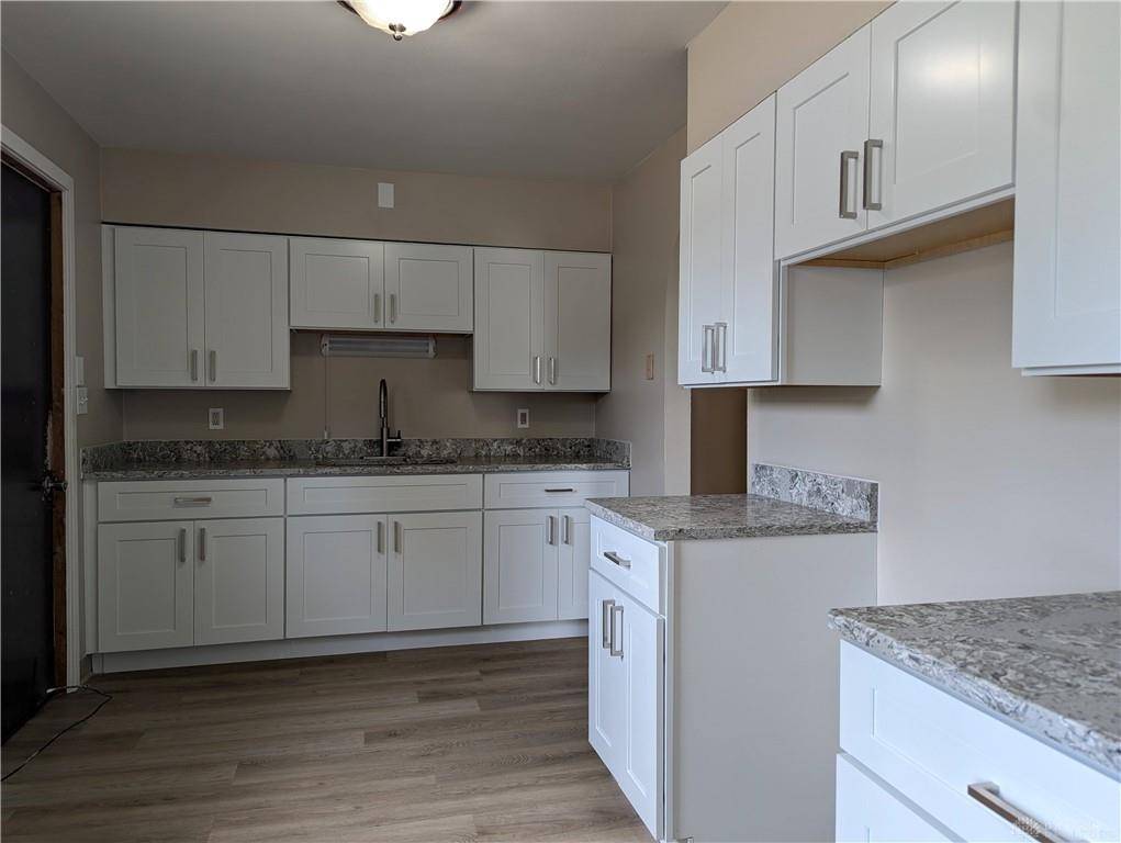 Springfield, OH 45503,702 E Madison Avenue