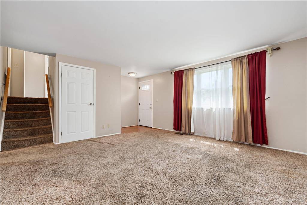 Dayton, OH 45439,3212 Dorf Drive
