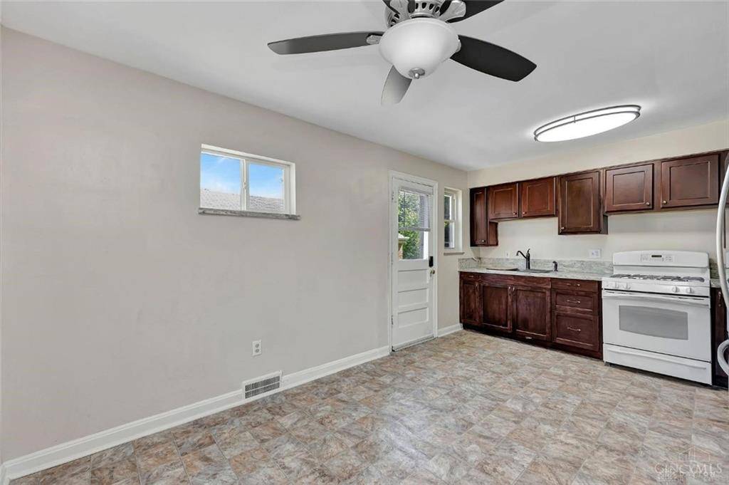 Cincinnati, OH 45237,7866 Stillwell Road