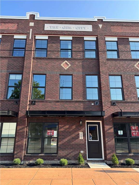 Dayton, OH 45402,1009 W Third Street