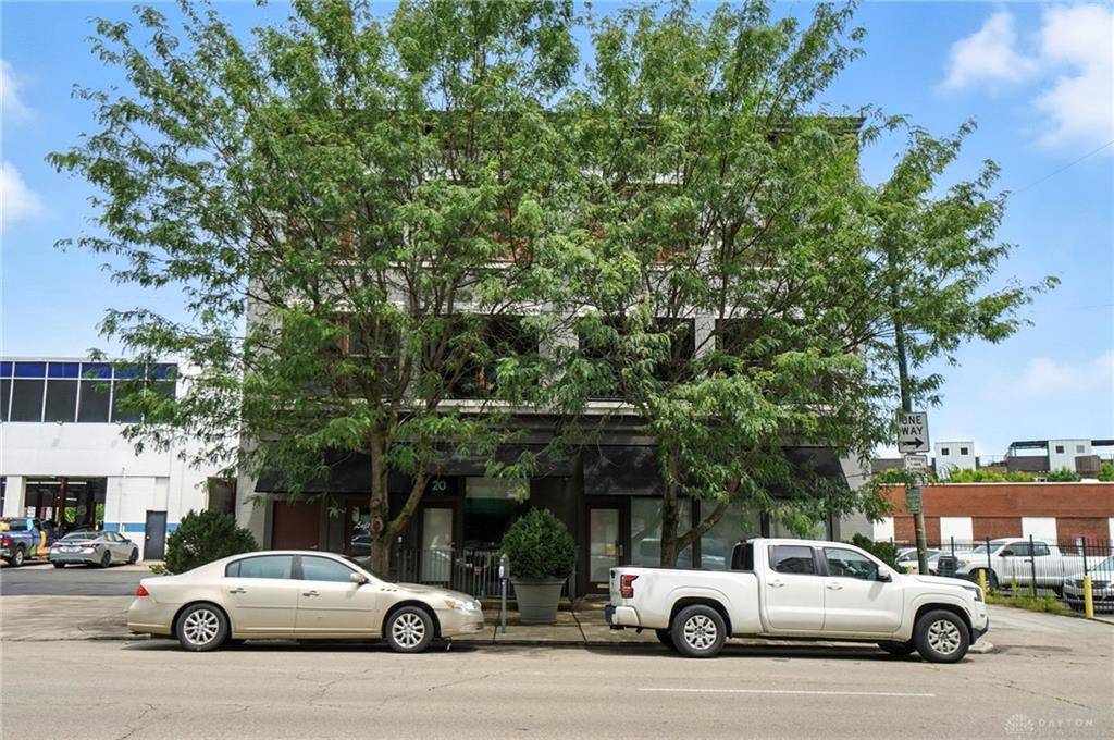 Dayton, OH 45402,18 S Saint Clair Street #201