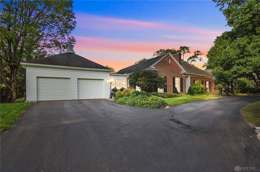 Dayton, OH 45429,3993 Applewood Lane