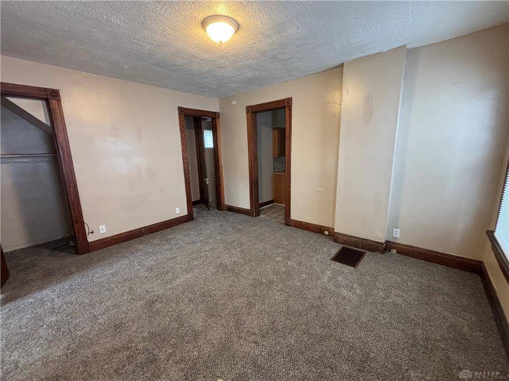 Dayton, OH 45403,639 Huffman Avenue