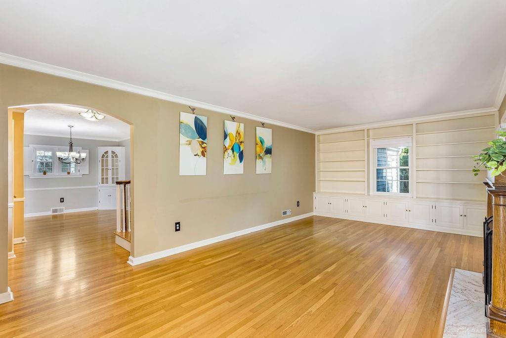 Oakwood, OH 45419,233 Wisteria Drive