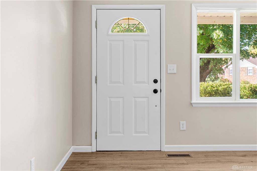 Sabina, OH 45169,154 Eden Avenue