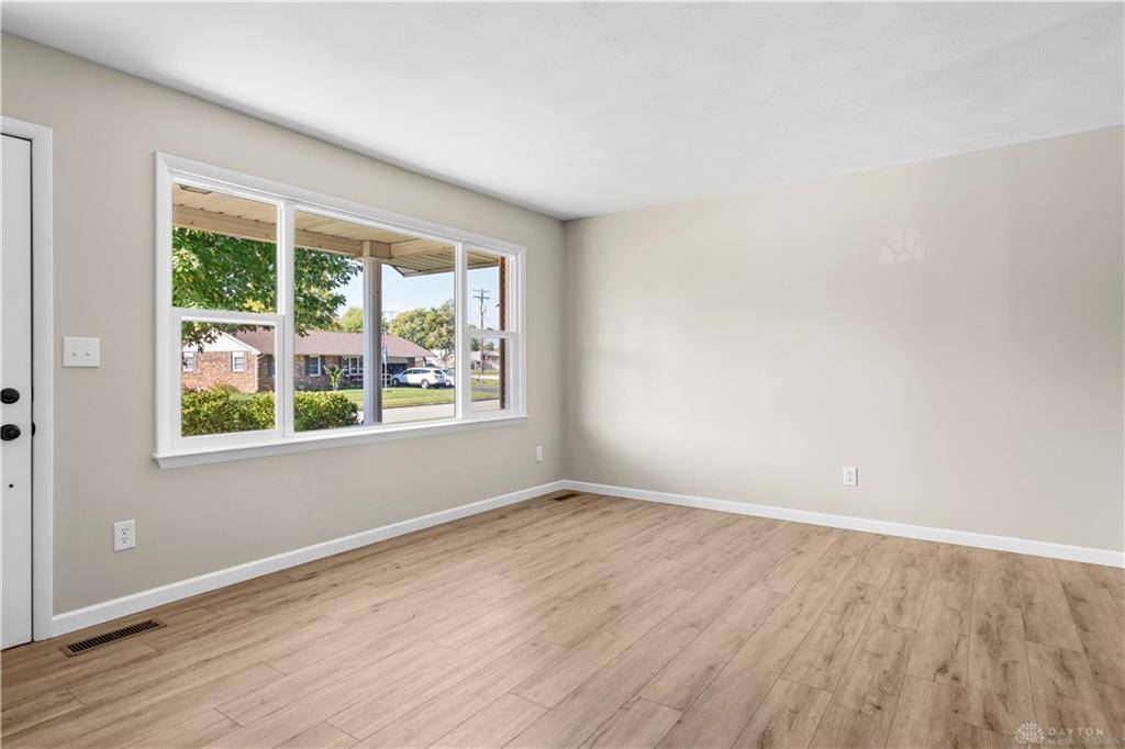 Sabina, OH 45169,154 Eden Avenue