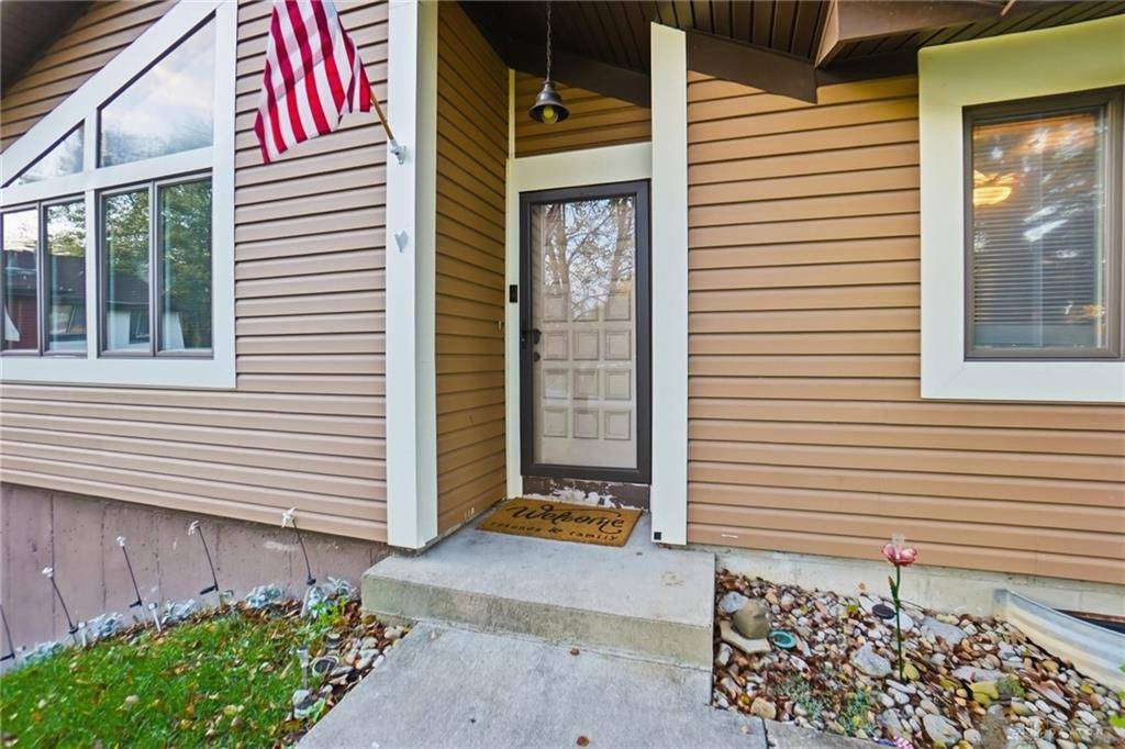 Englewood, OH 45322,6042 Cinnamon Tree Court