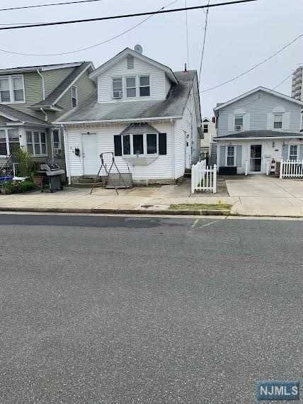 Ventnor City, NJ 08406,218 N Dudley AVE