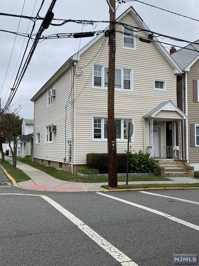 Lodi, NJ 07644,61 Keasler AVE #1