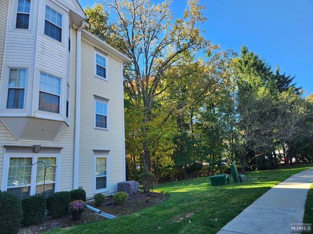 Mahwah, NJ 07430,151 Linden ST # 151