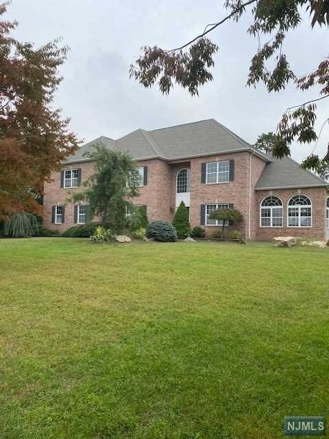 Monroe, NJ 08831,3 Dynasty DR