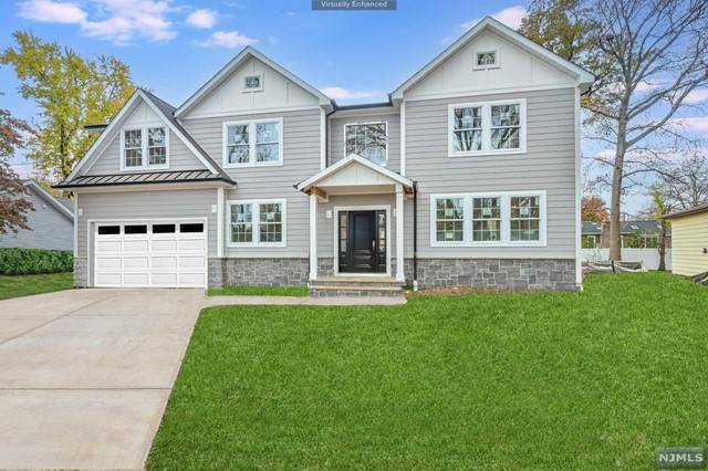 River Edge, NJ 07661,261 Princeton DR