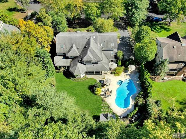 River Vale, NJ 07675,738 Beechcrest DR