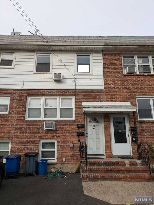 Harrison, NJ 07029,104 Sussex ST #2