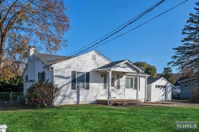 Wanaque, NJ 07420,39 Burnside PL