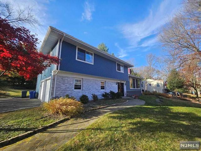 River Vale, NJ 07675,819 Handwerg DR