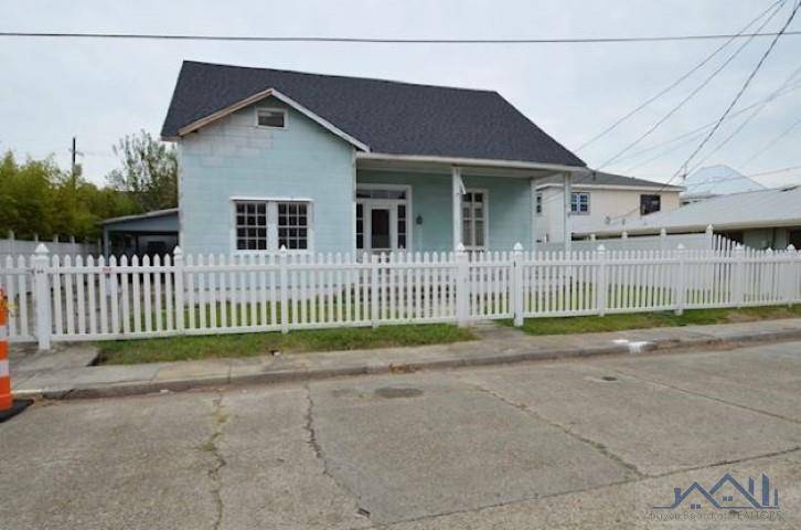 Houma, LA 70360,317 CANAL ST