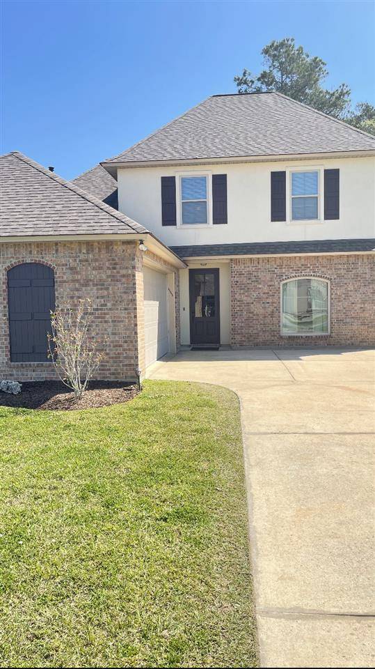 Denham Springs, LA 70706,33954 KINGFISHER ST