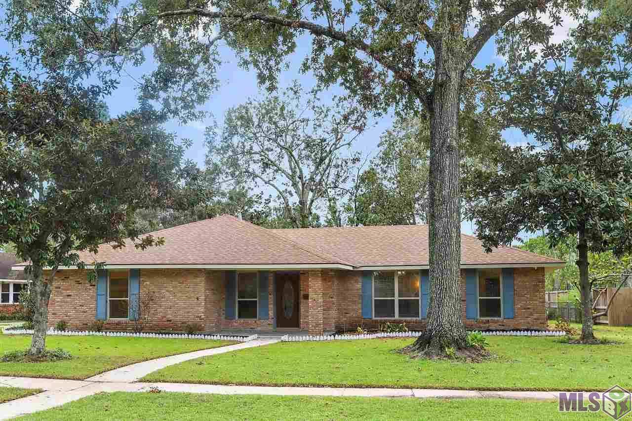 Baton Rouge, LA 70815,10620 FERNCLIFF AVE