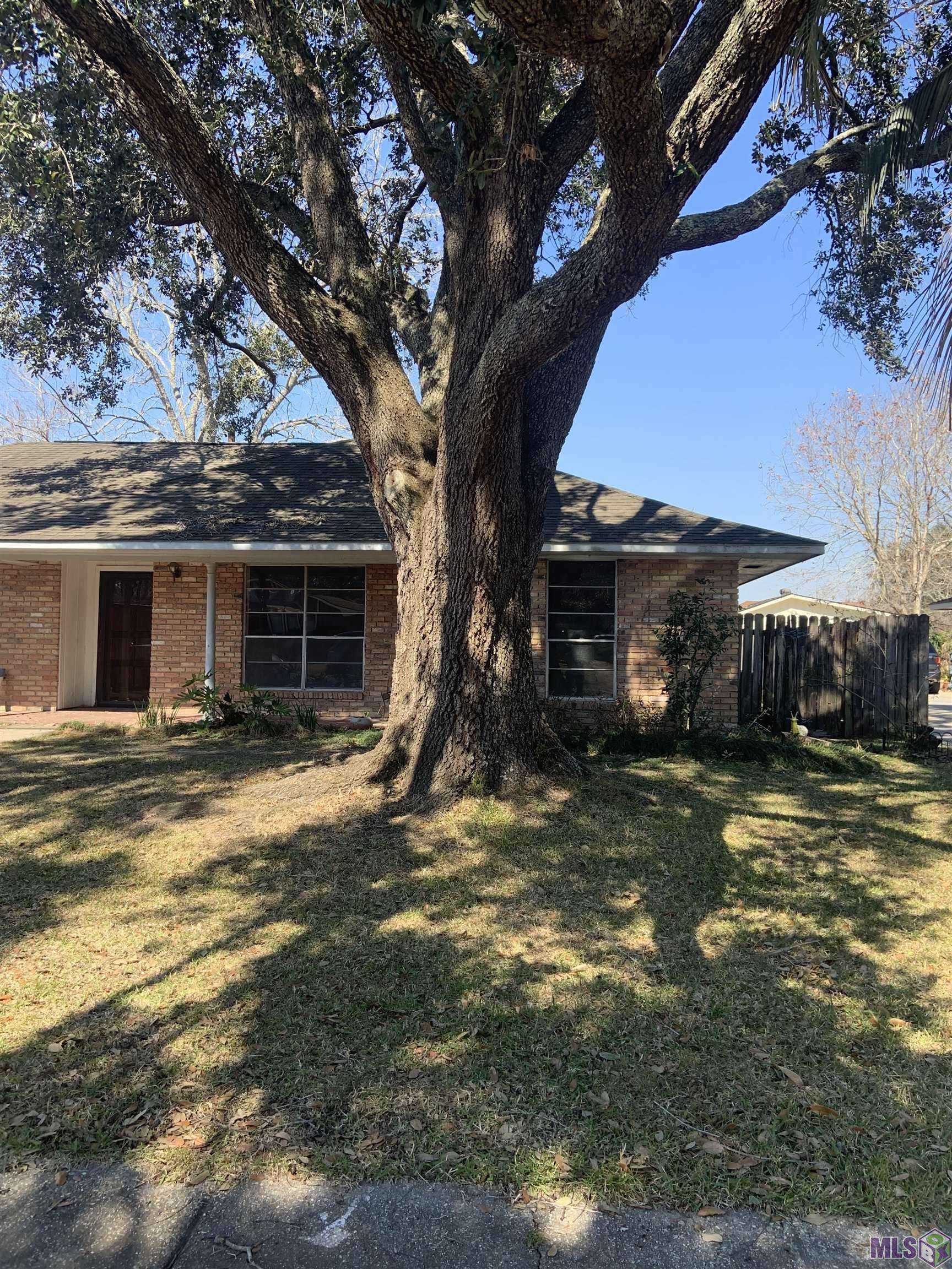 Gonzales, LA 70737,1030 E PALMVIEW DR