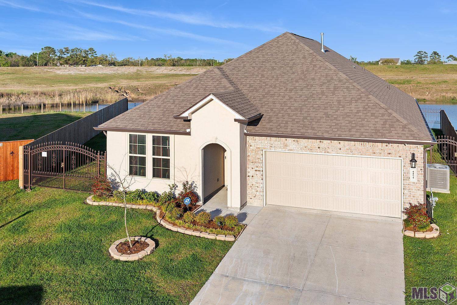 Slidell, LA 70461,4454 MARAIS RIVER DR