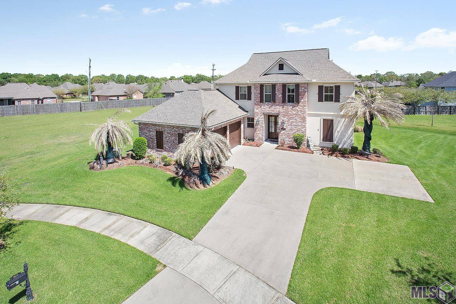 Zachary, LA 70791,3865 CLUB VIEW CT