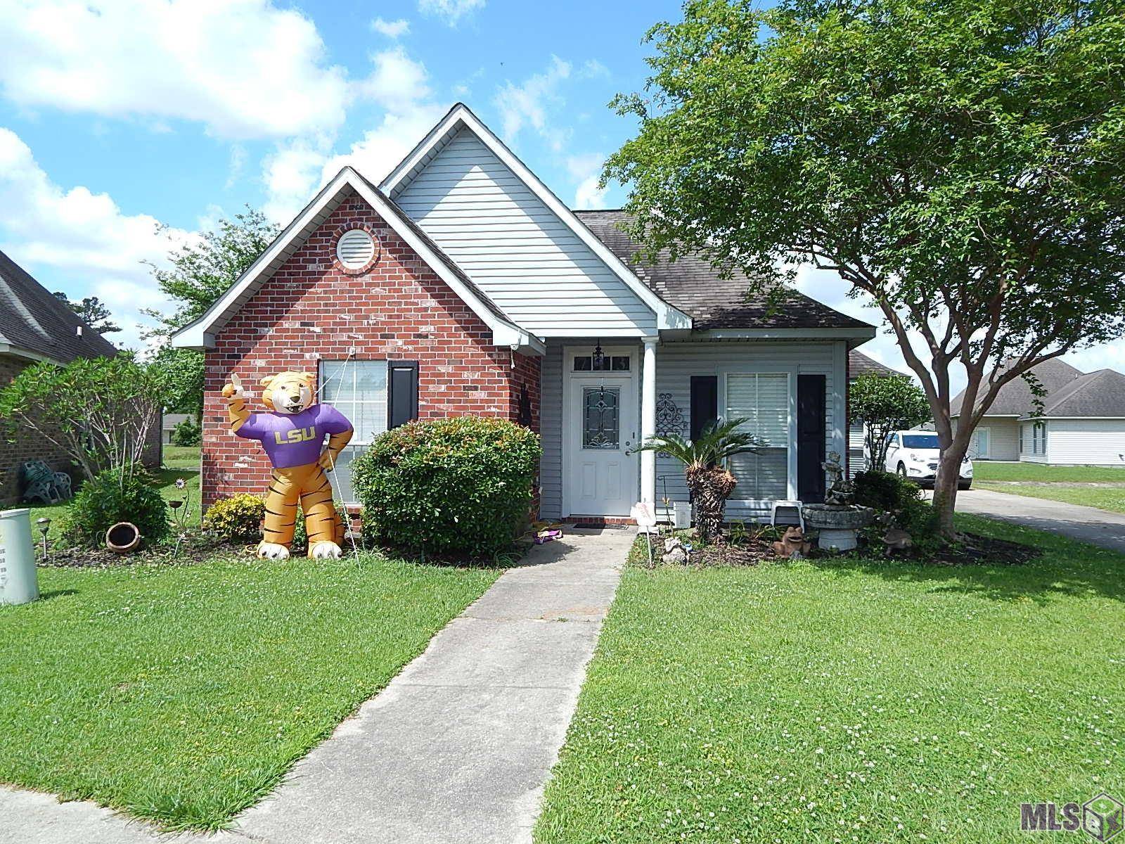 Gonzales, LA 70737,713 OLEANA DR