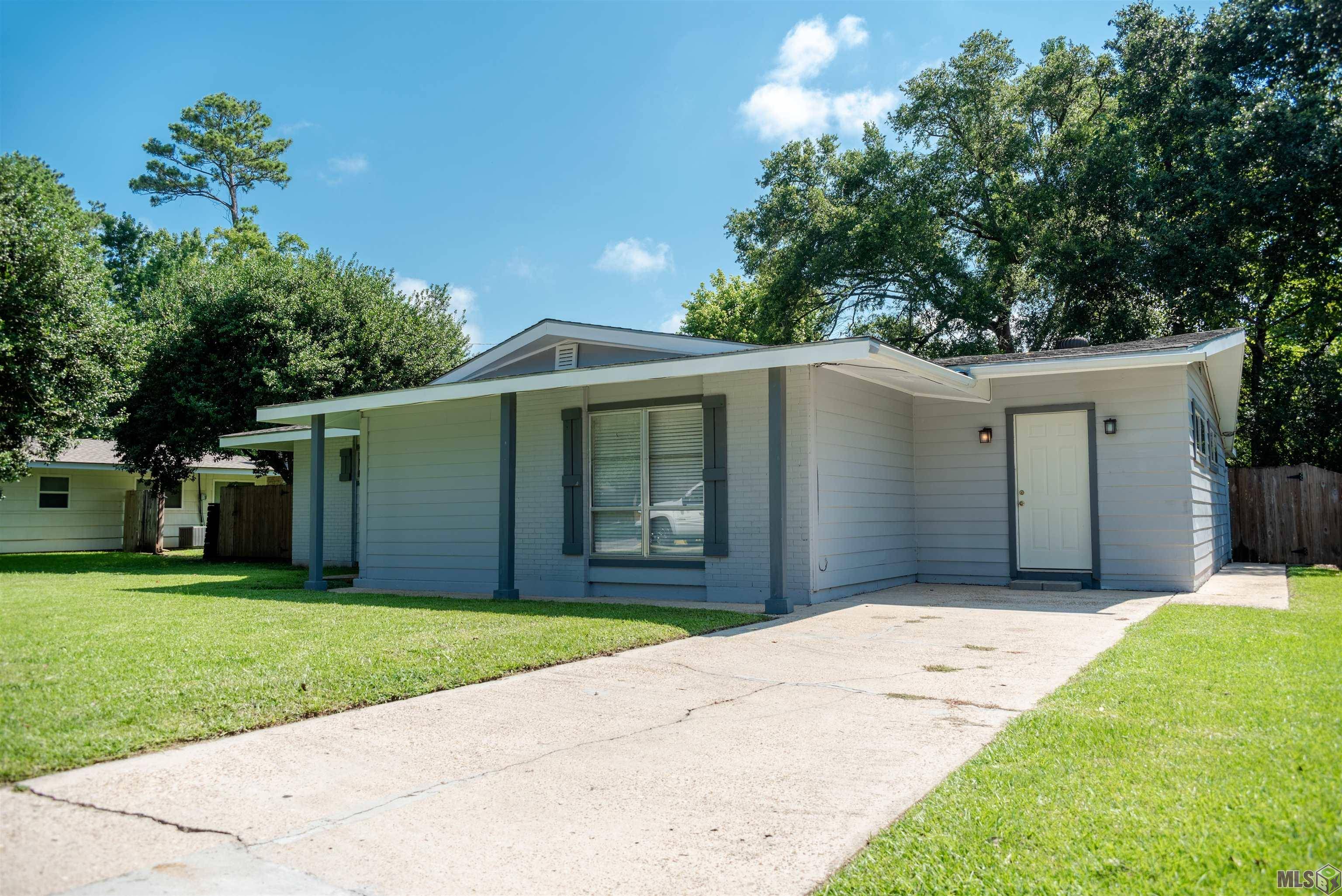 St Francisville, LA 70775,5708 CYPRESS ST