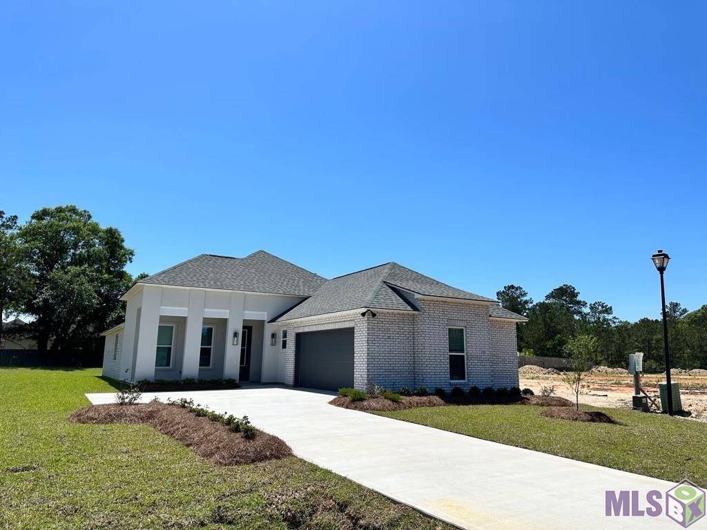 Madisonville, LA 70447,5005 SCOTTS BAYOU LN