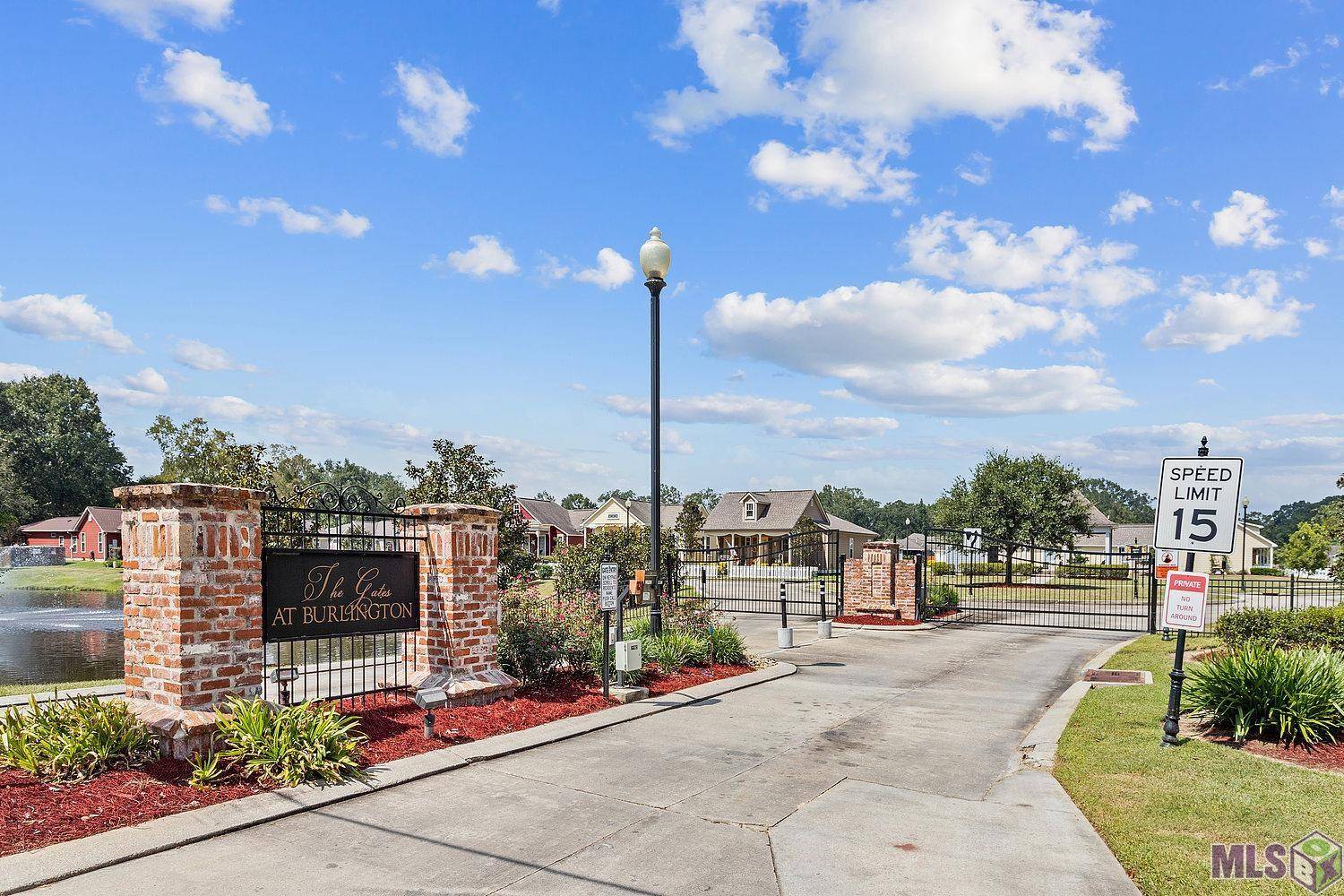 Greenwell Springs, LA 70739,10295 ACADIANA WAY