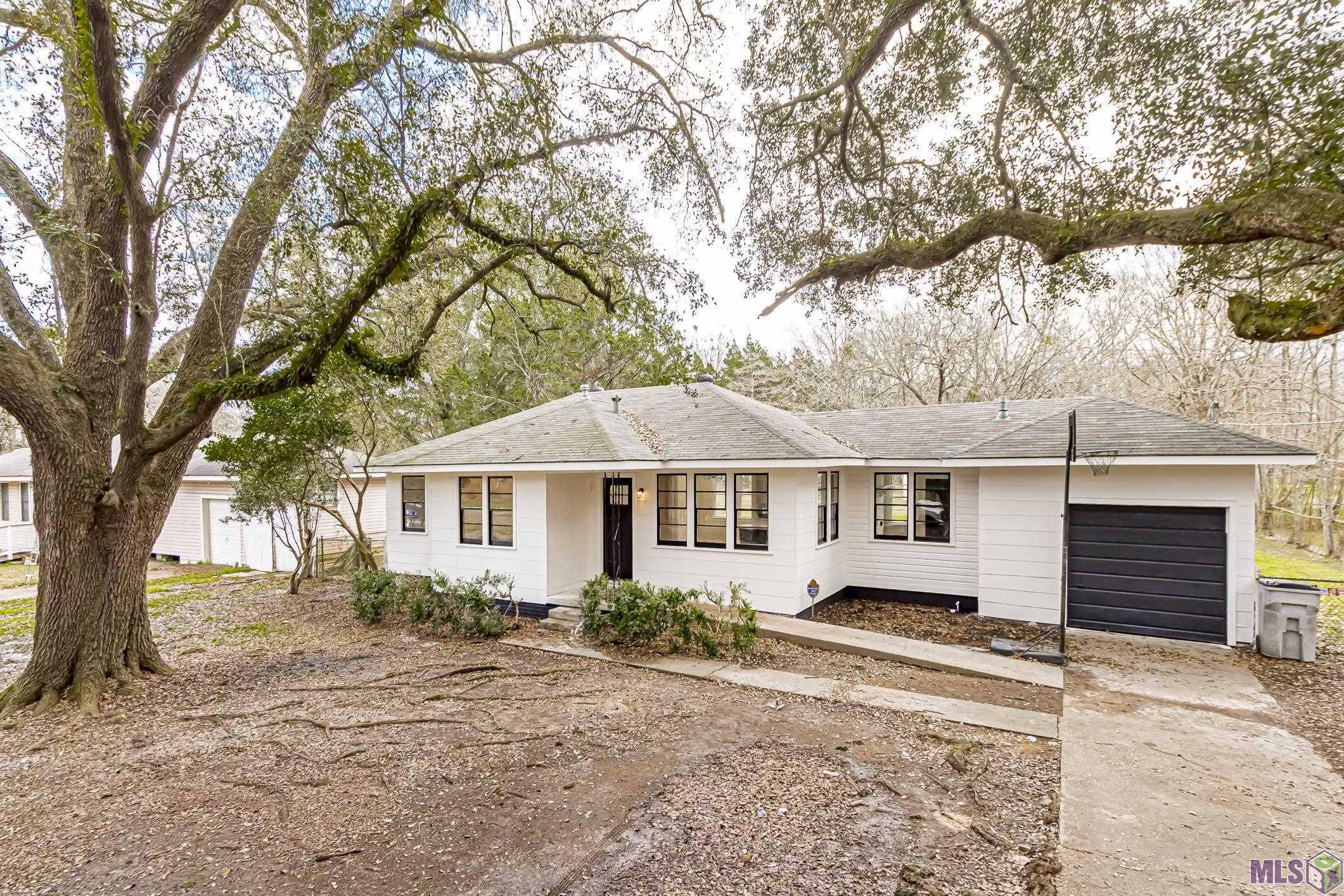 Baker, LA 70714,540 W MAGNOLIA DR