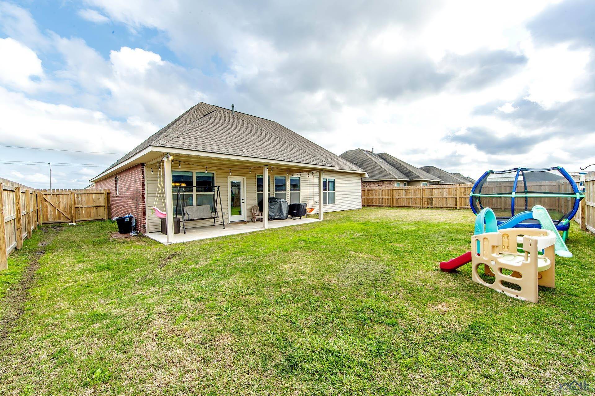 Thibodaux, LA 70301,213 COTTAGE WAY