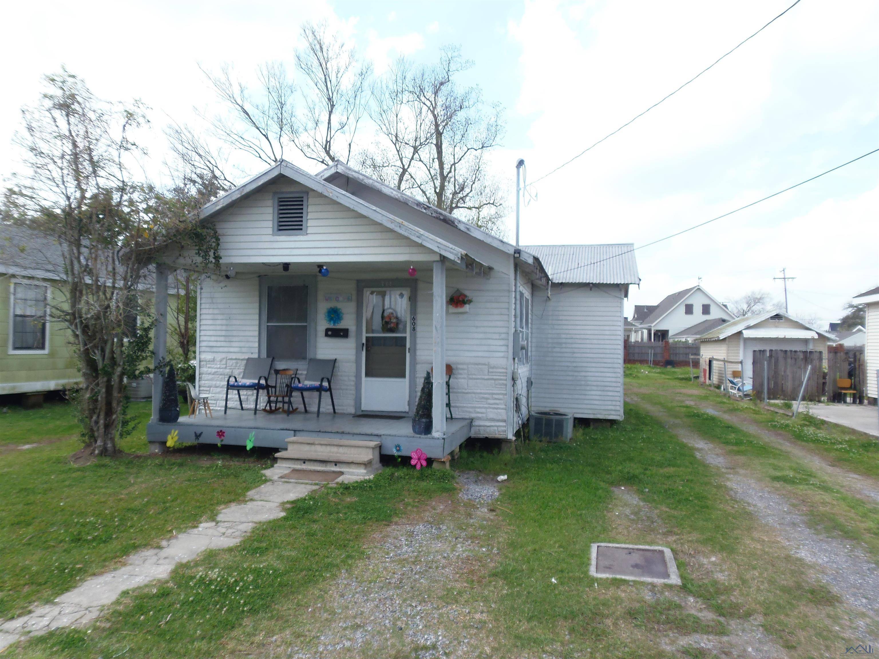 Thibodaux, LA 70301,608 ST CHARLES ST